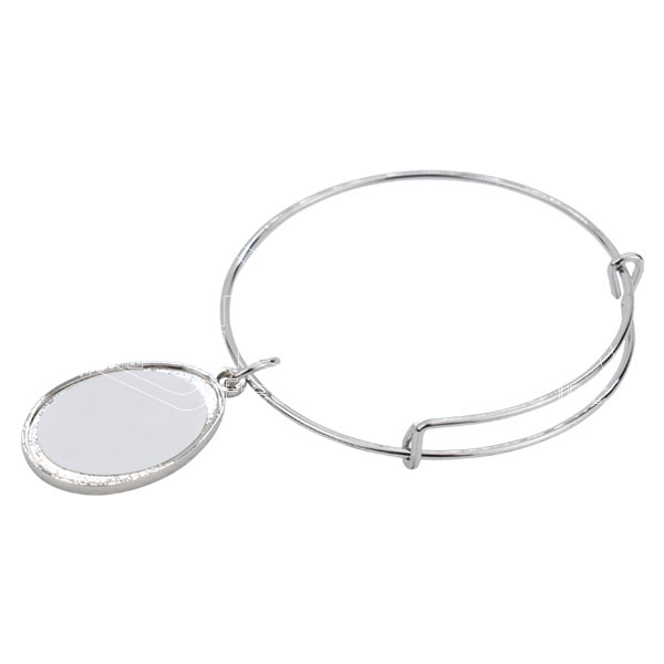 Bracelet-with-Oval-Pendant-2.jpg