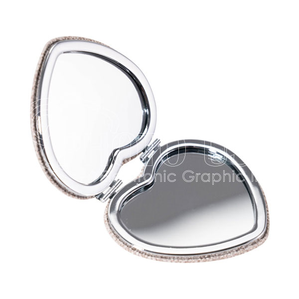 Cloth-cosmetic-mirror600-2.webp