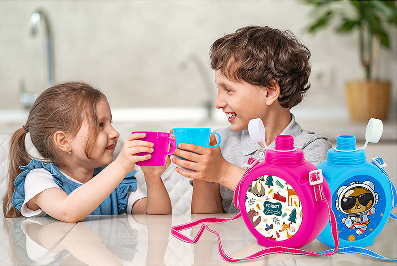 Newsletter_Portable-Kids-Water-Bottle_3.jpg